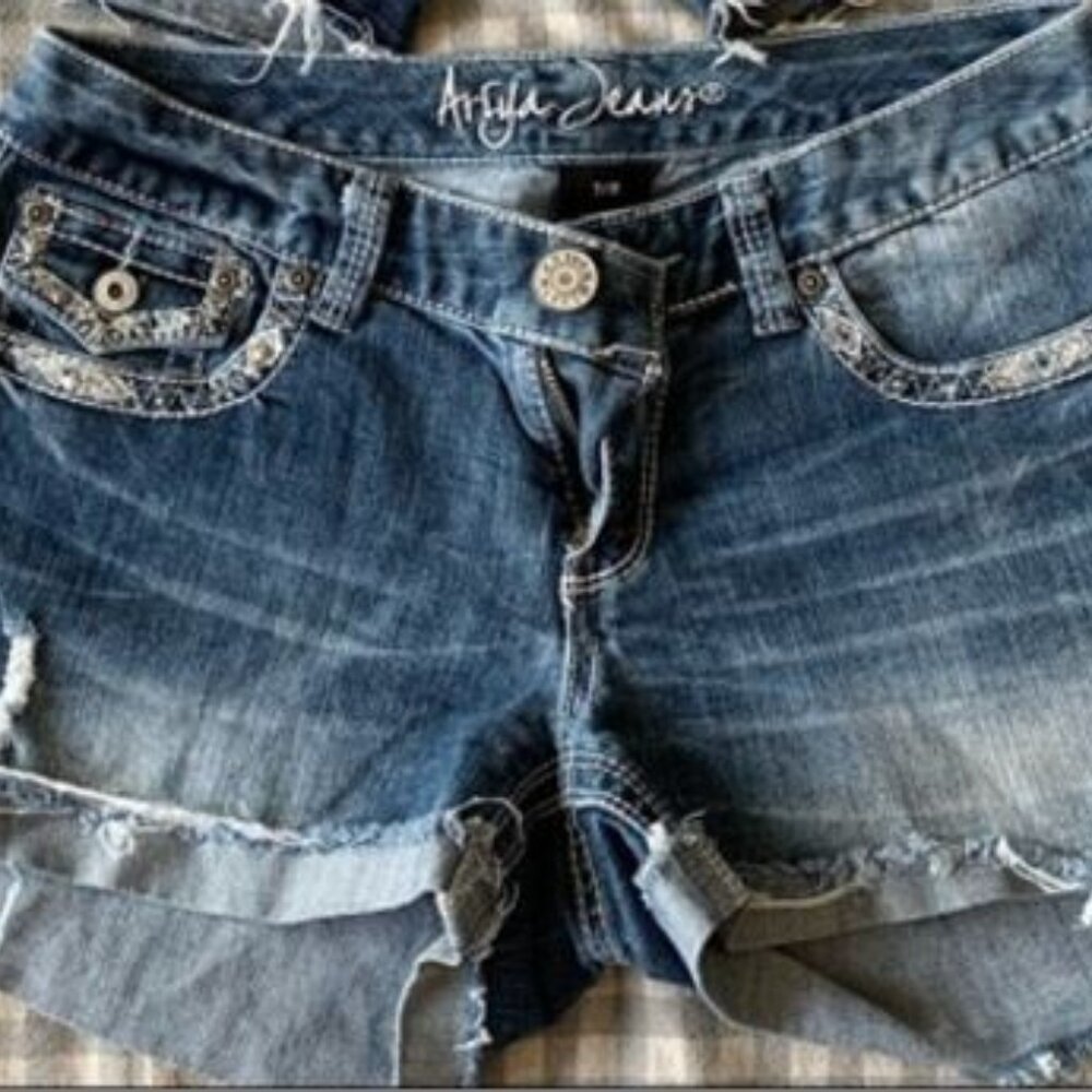 Ariya Jean Shorts